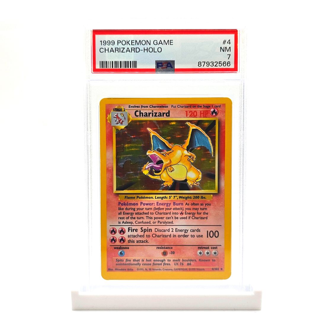 PSA 7 Pokémon Base Set Charizard 1999